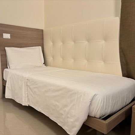 Hotel Boccascena 제노바 외부 사진